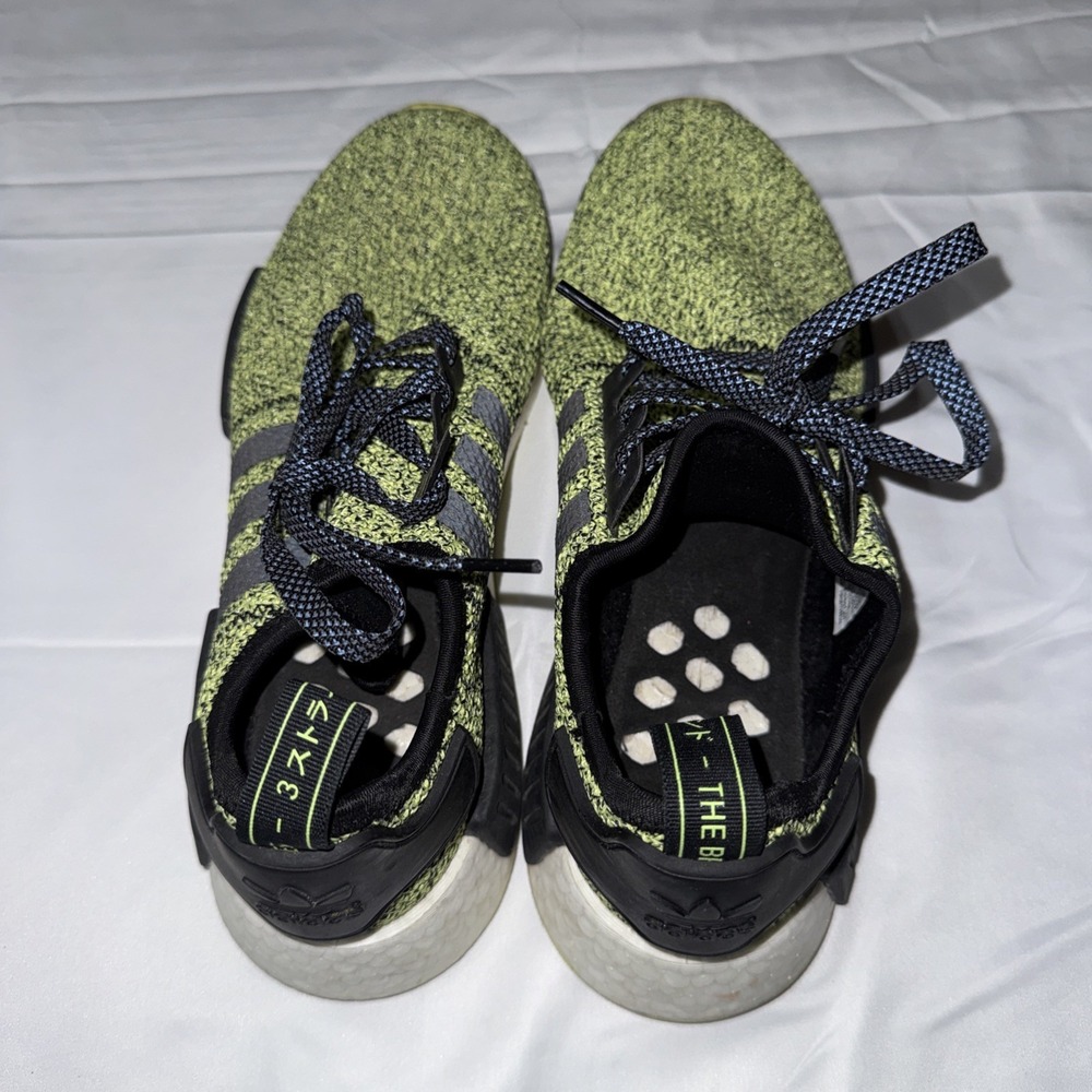Adidas Boost Green Black SHW675001 Mens Size 10 US Without Box - Picture 1 of 10